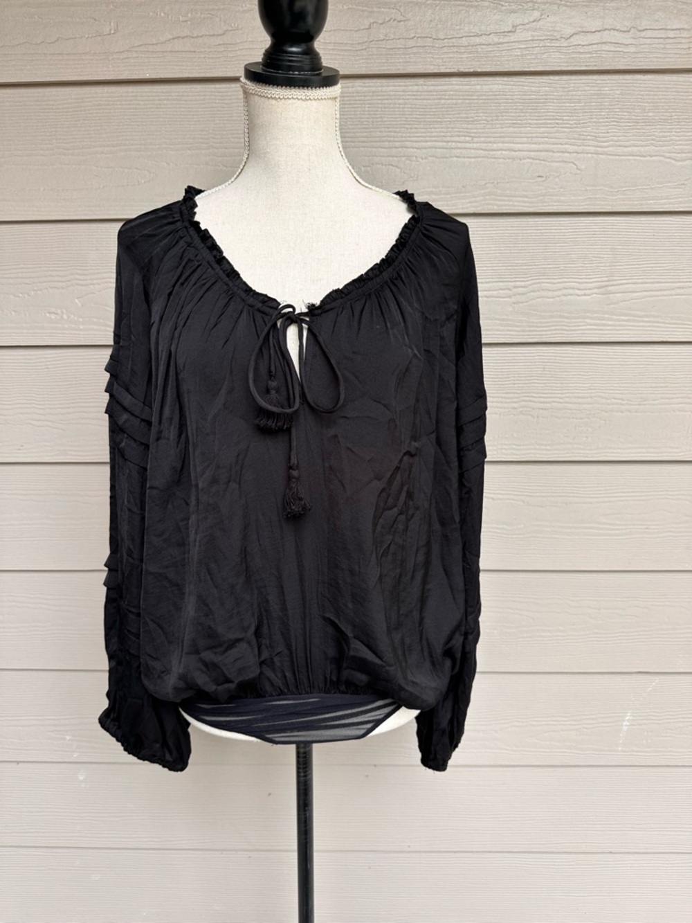 Free People Boho Bodysuit Black Peasant Balloon Sleeve Ruffles Sz Medium C23